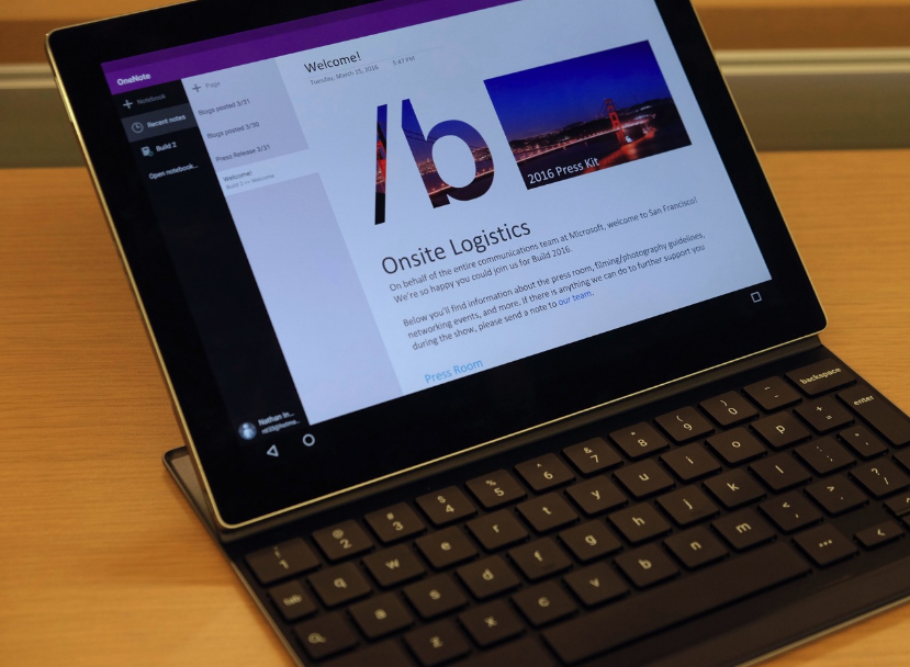 OneNote can now use Android's split-screen mode