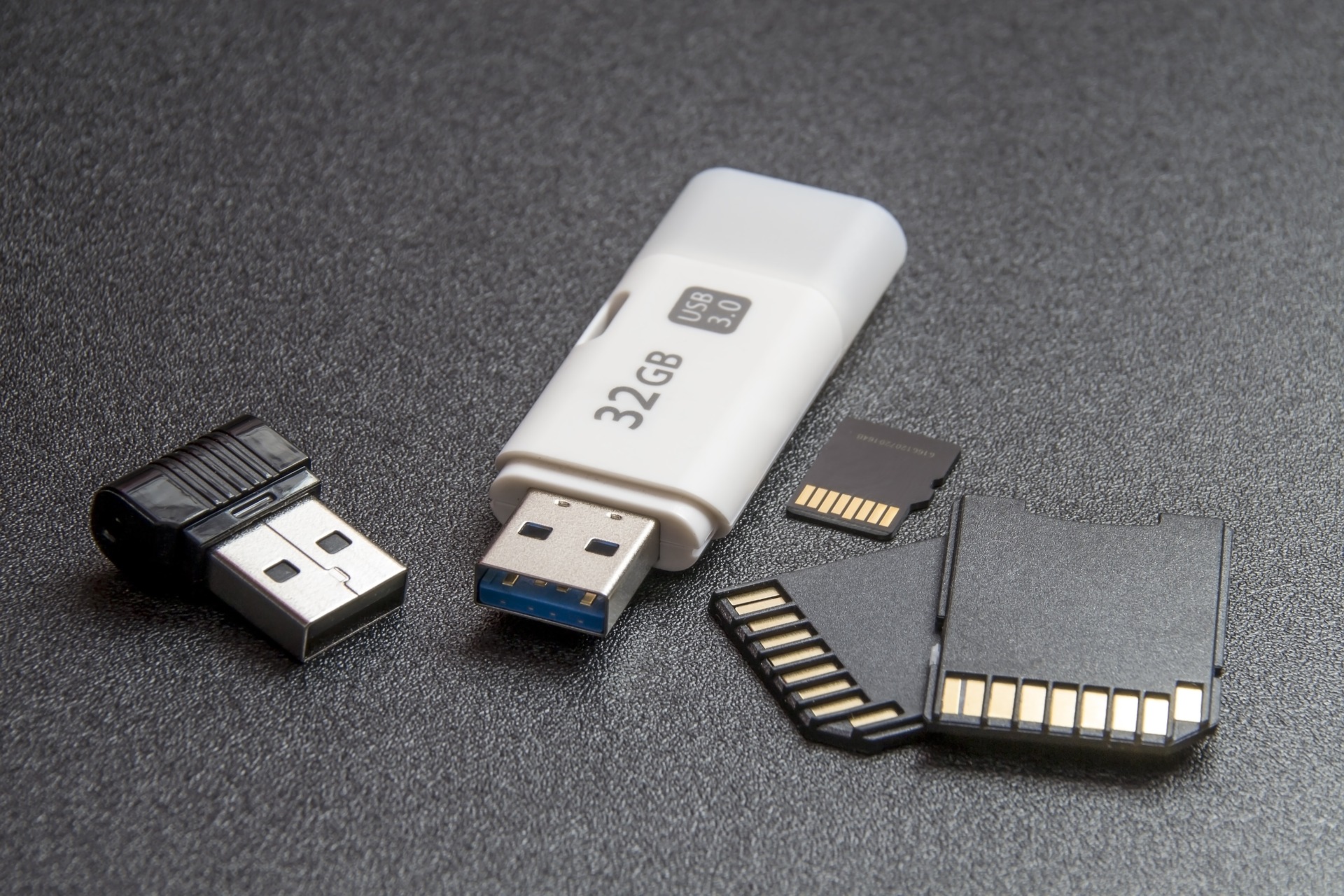 How To Repair Corrupted Pen Drive or SD Card In Simple Steps?